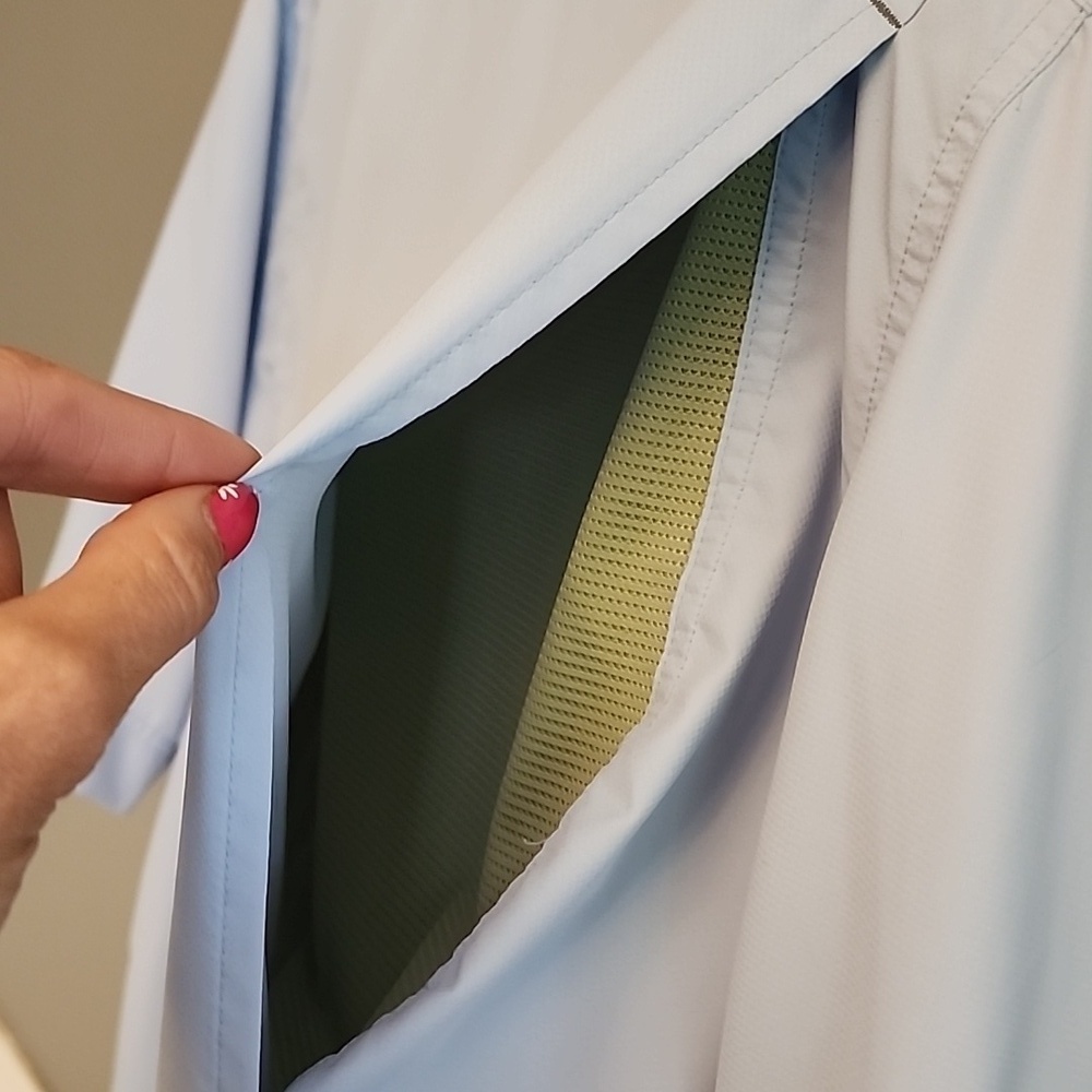 Under Armour Light Blue Short Sleeve Shirt - Picture 5 of 9